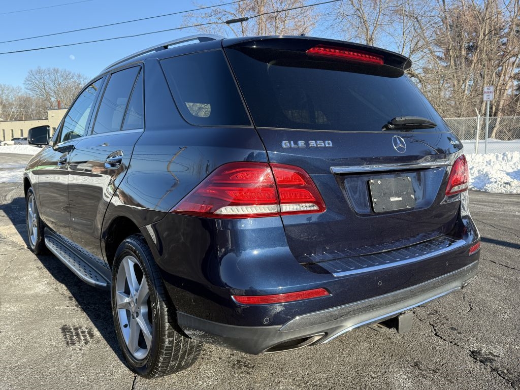 Mercedes-Benz GLE-Class  2016