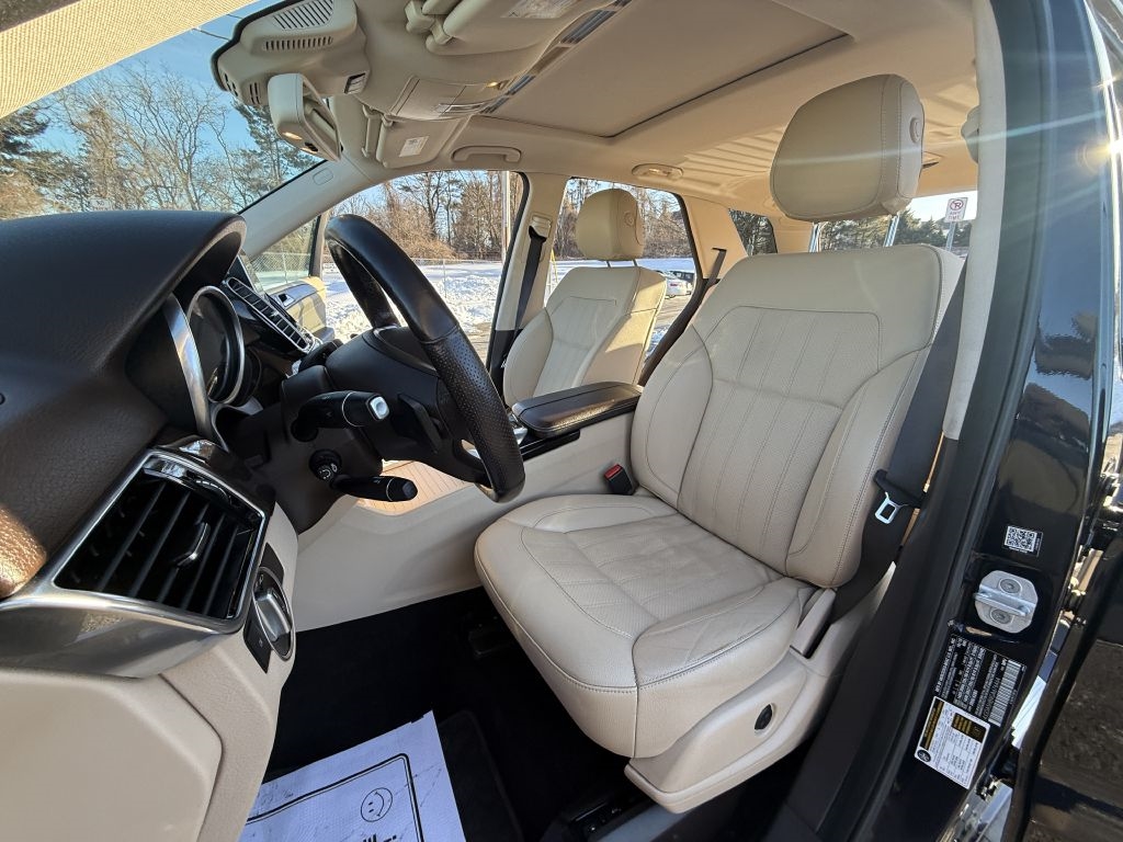 Mercedes-Benz GLE-Class  2016