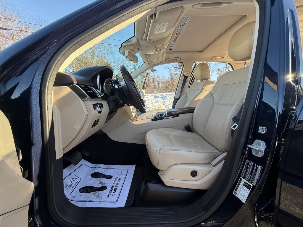 Mercedes-Benz GLE-Class  2016