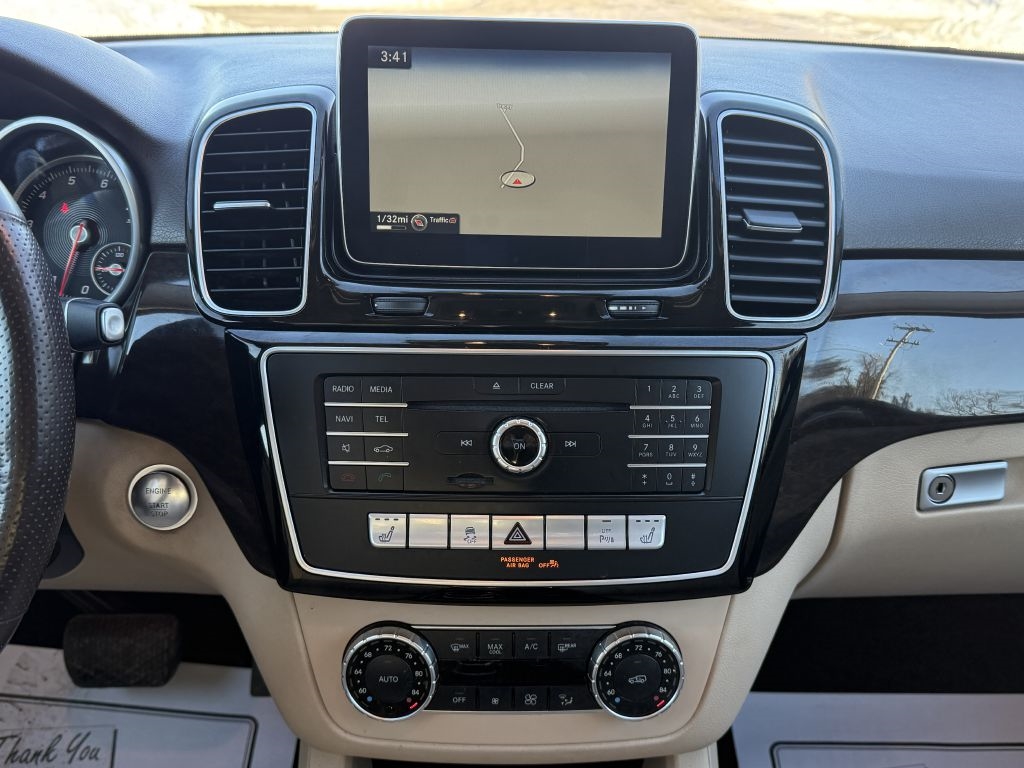 Mercedes-Benz GLE-Class  2016