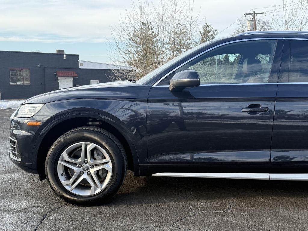 Audi Q5  2019