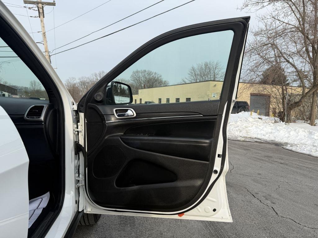 Jeep Grand Cherokee  2021
