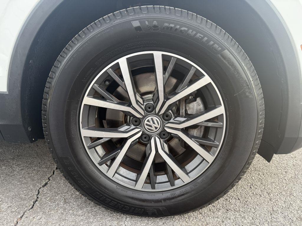 Volkswagen Tiguan  2018