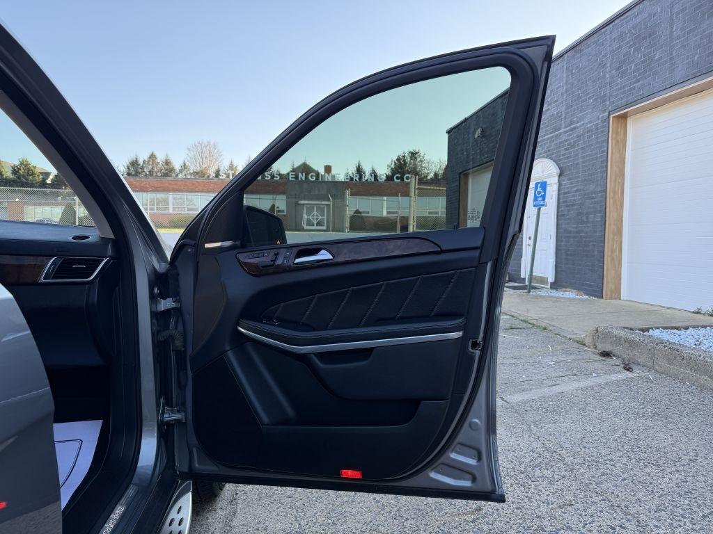 Mercedes-Benz GL-Class  2015