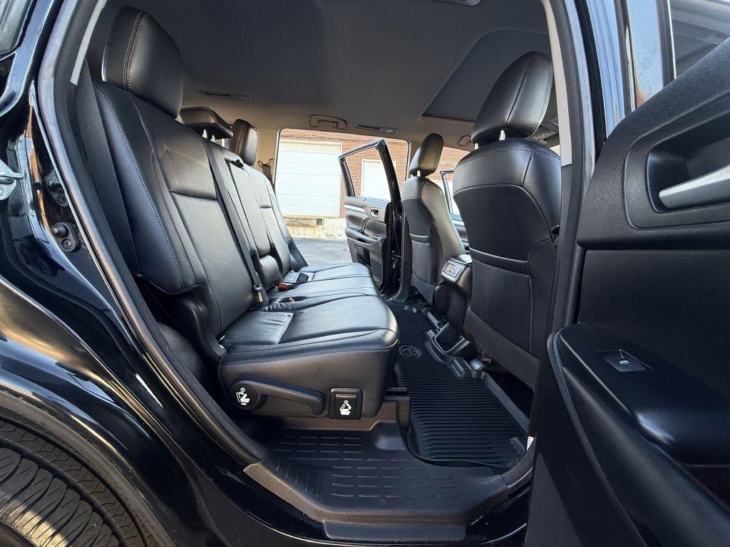 Toyota Highlander  2018