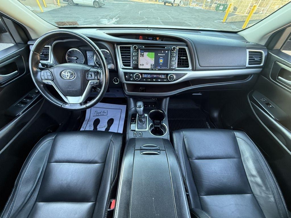 Toyota Highlander  2018