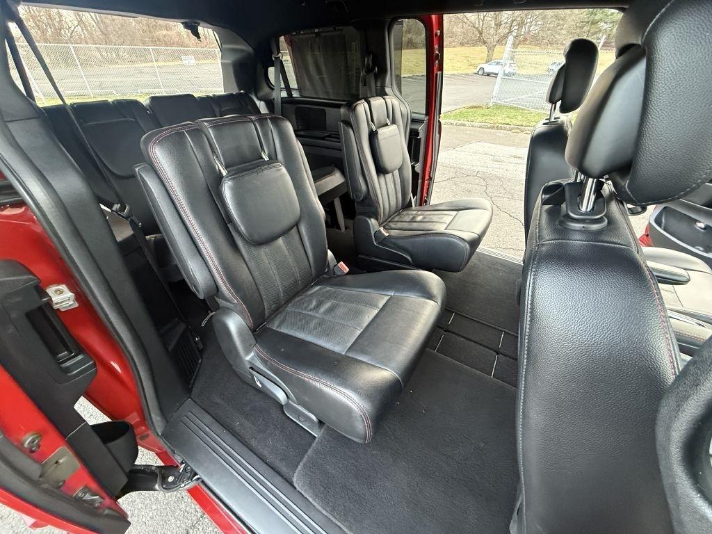 Dodge Grand Caravan  2013