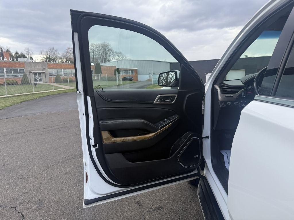 GMC Yukon XL Denali 2017