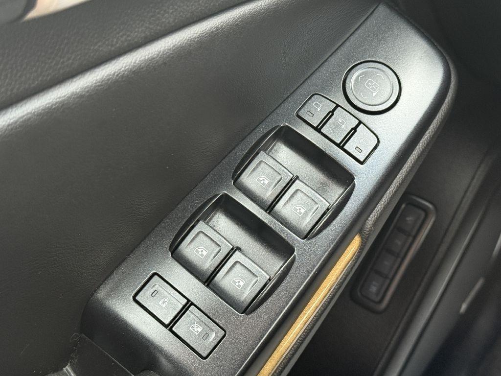 GMC Yukon XL Denali 2017