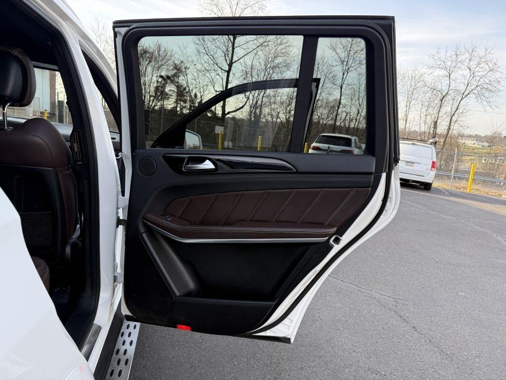 Mercedes-Benz GL-Class  2015