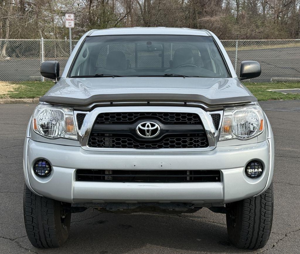 Toyota Tacoma  2011