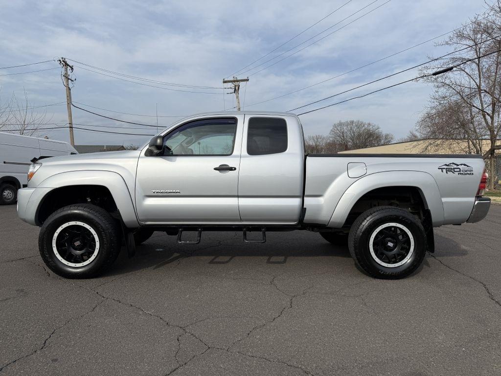 Toyota Tacoma  2011