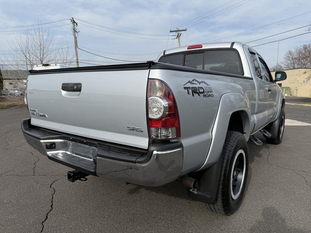 Toyota Tacoma  2011