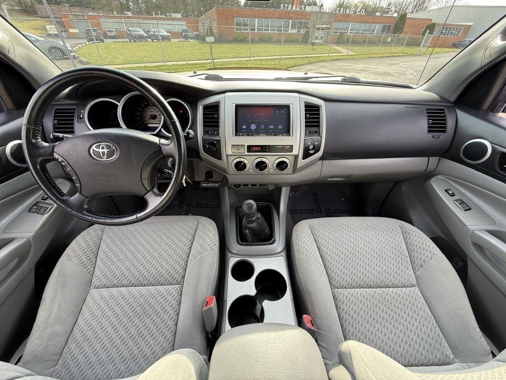Toyota Tacoma  2011