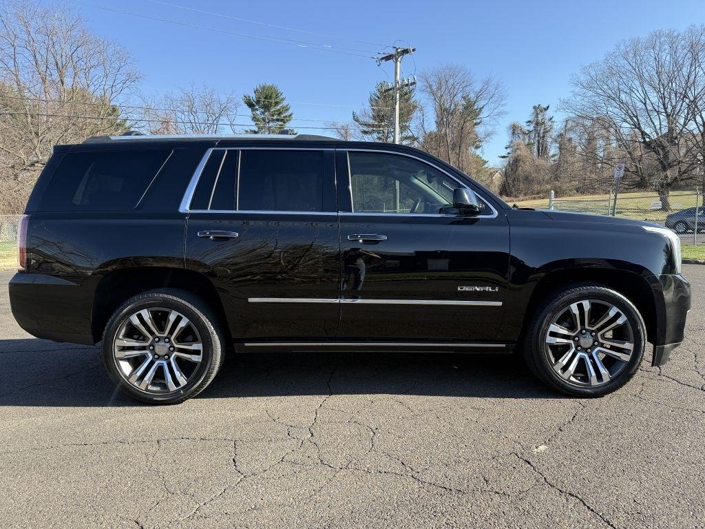 GMC Yukon Denali  2017
