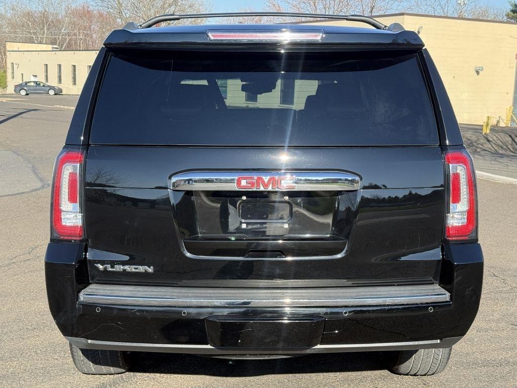 GMC Yukon Denali  2017