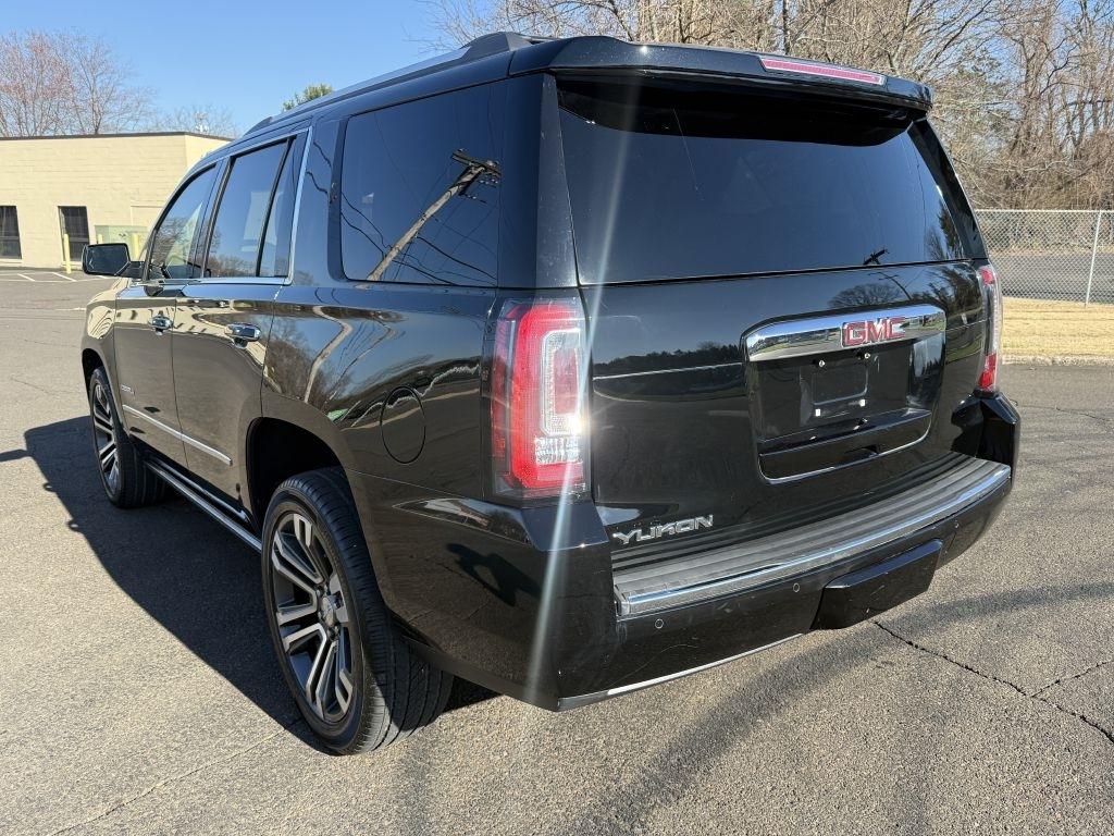 GMC Yukon Denali  2017