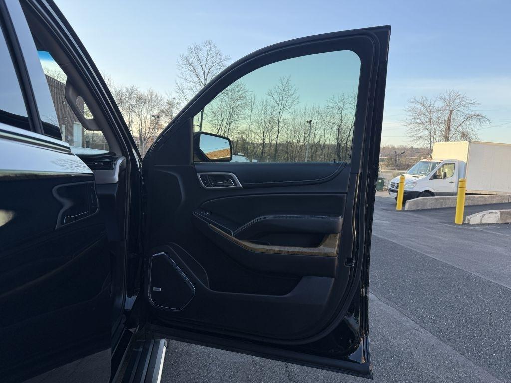 GMC Yukon Denali  2017