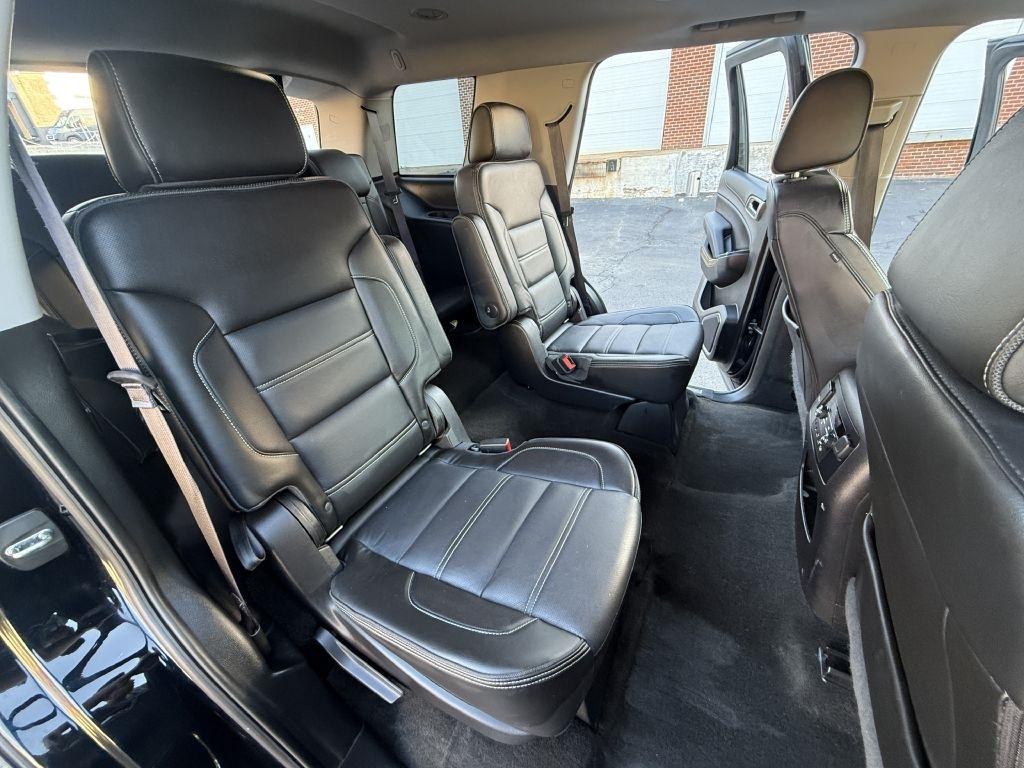 GMC Yukon Denali  2017