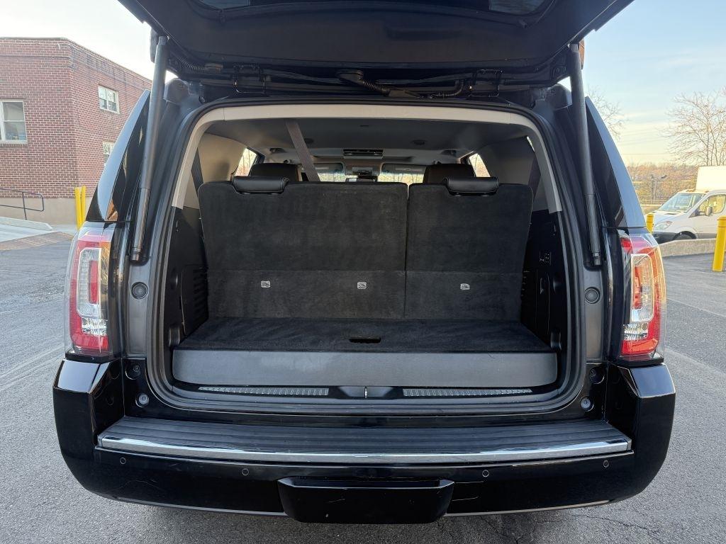 GMC Yukon Denali  2017