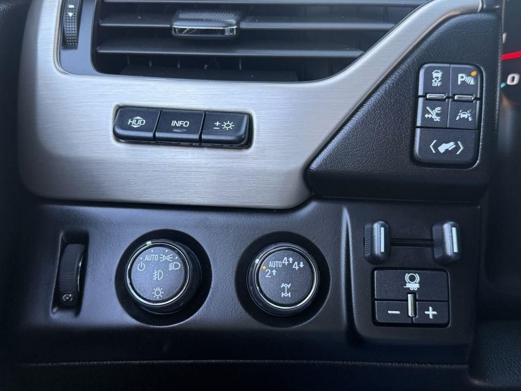 GMC Yukon Denali  2017