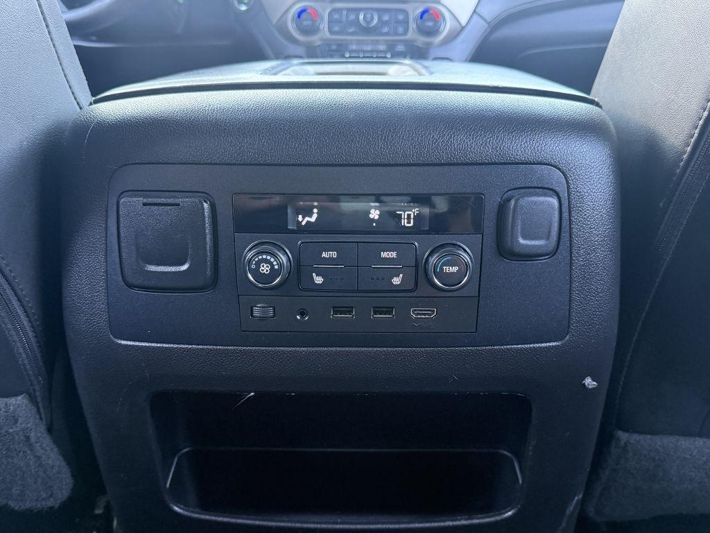 GMC Yukon Denali  2017