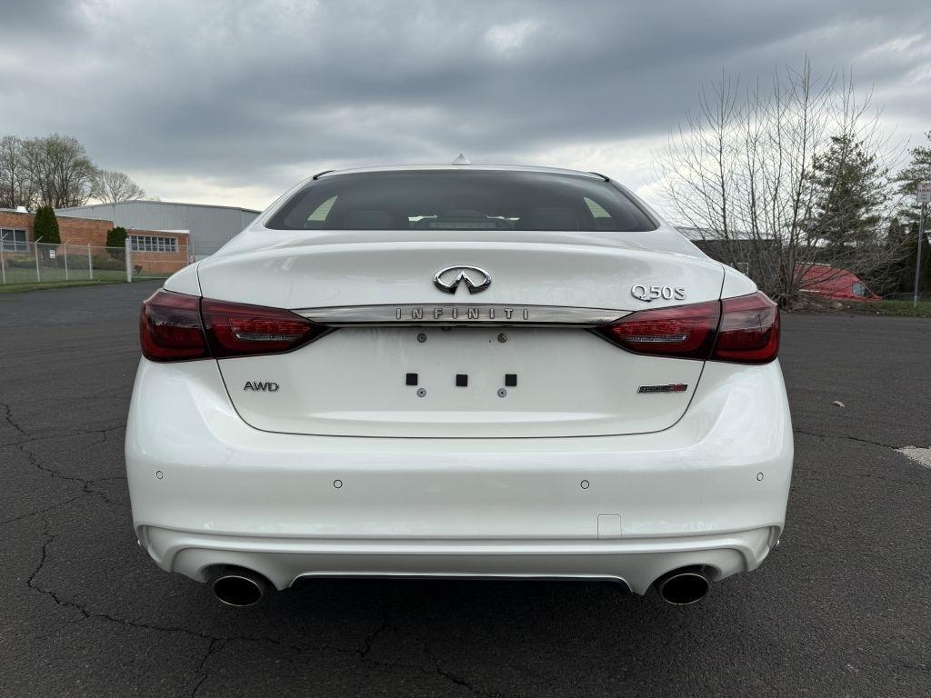 Infiniti Q50  2020