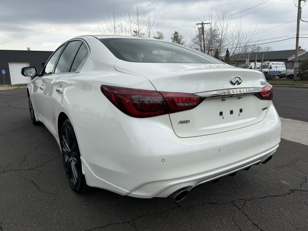 Infiniti Q50  2020