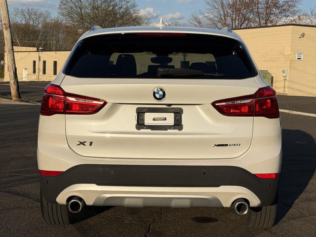 BMW X1  2021