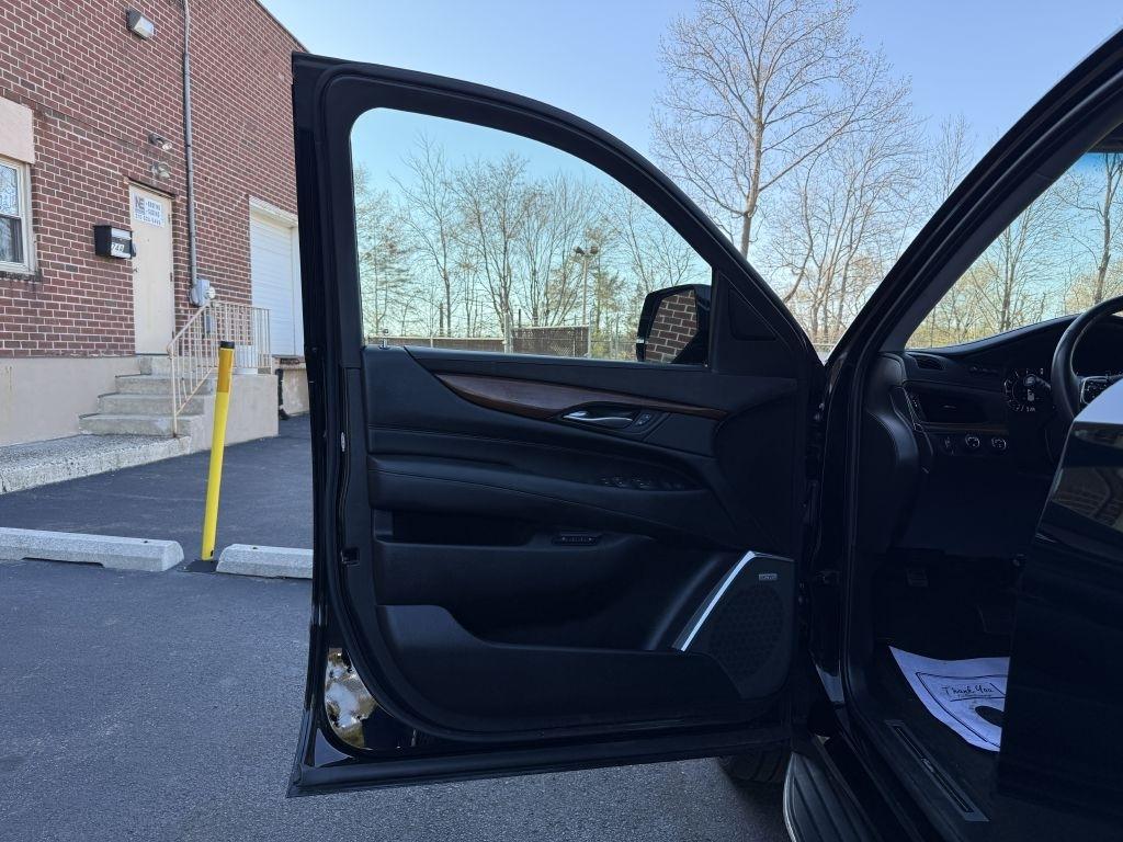 Cadillac Escalade  2017