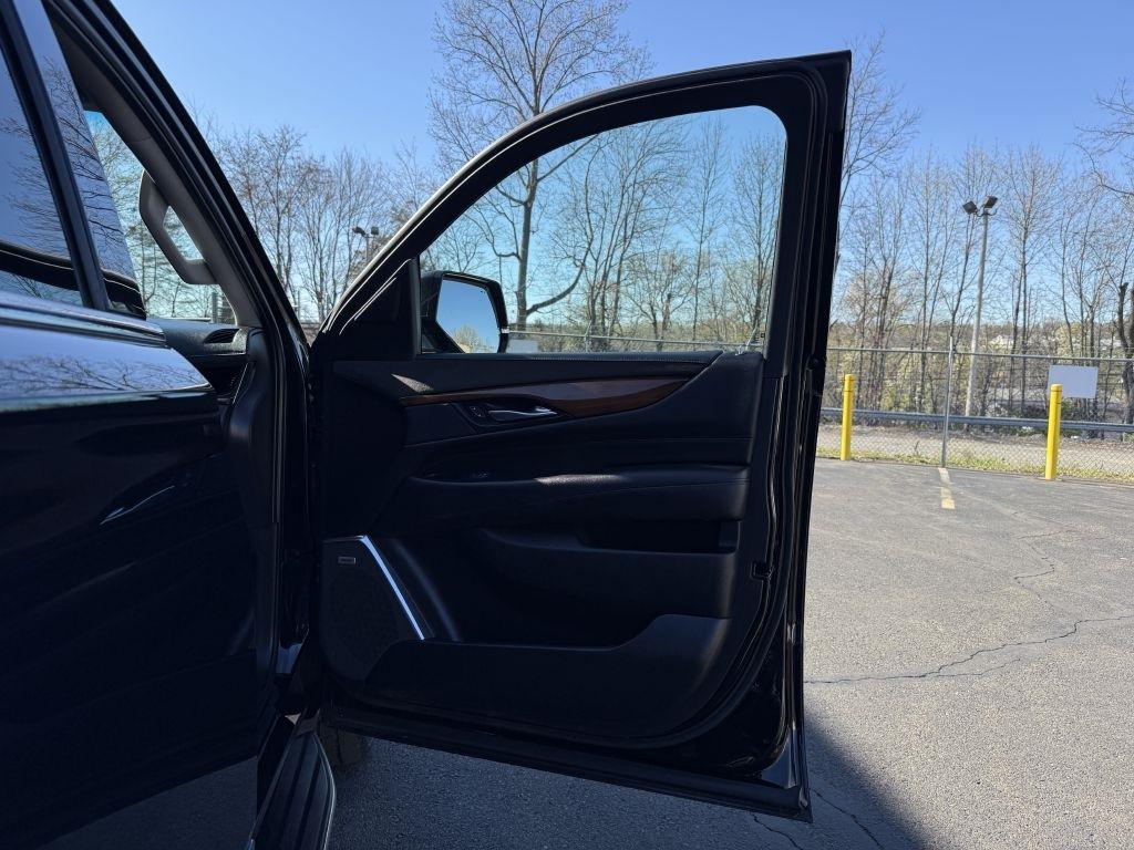 Cadillac Escalade  2017