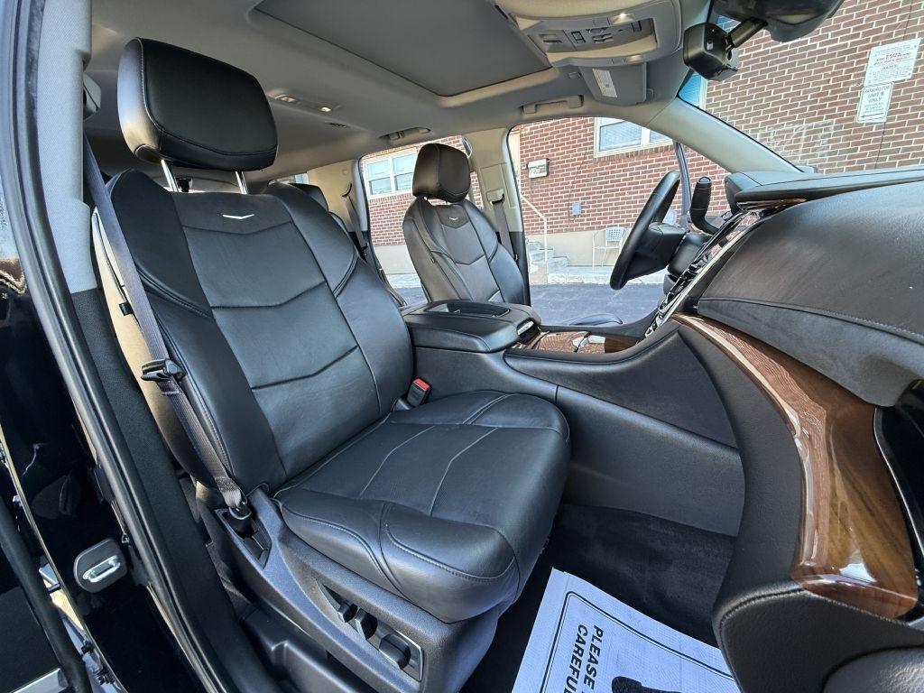 Cadillac Escalade  2017