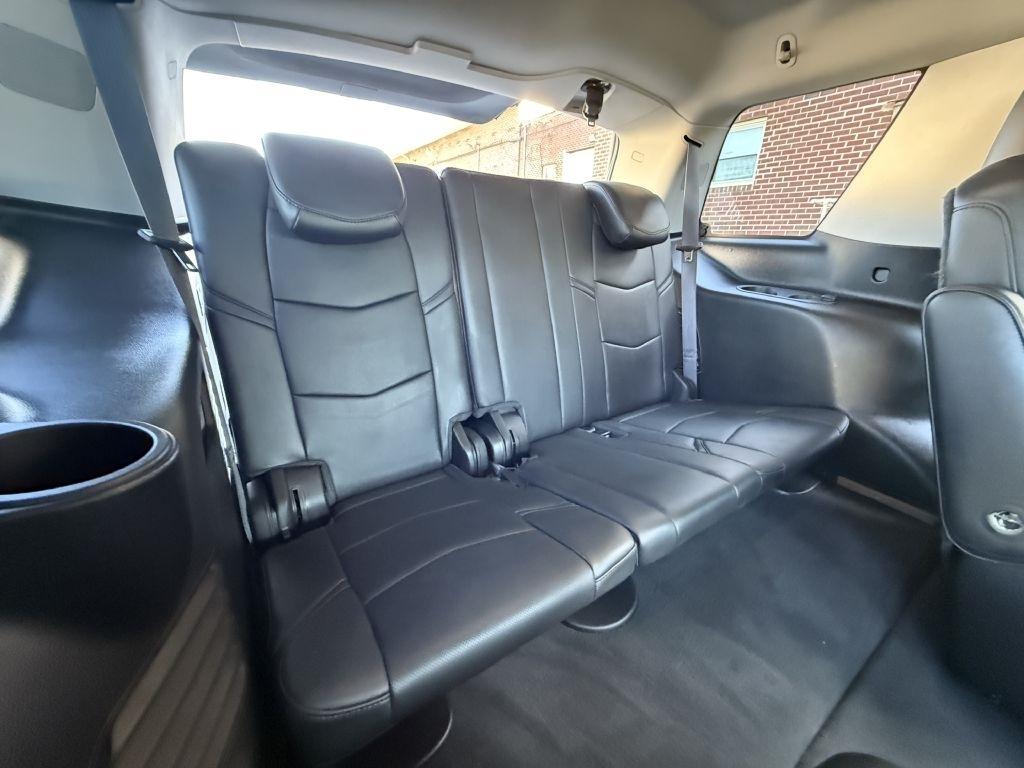 Cadillac Escalade  2017