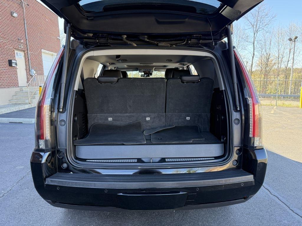 Cadillac Escalade  2017