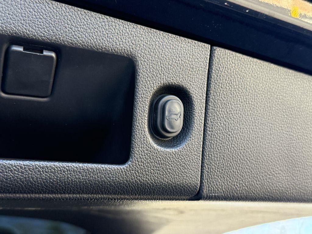 Cadillac Escalade  2017