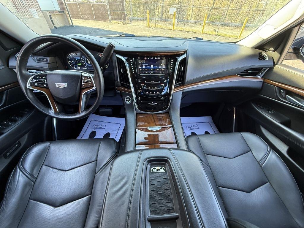 Cadillac Escalade  2017