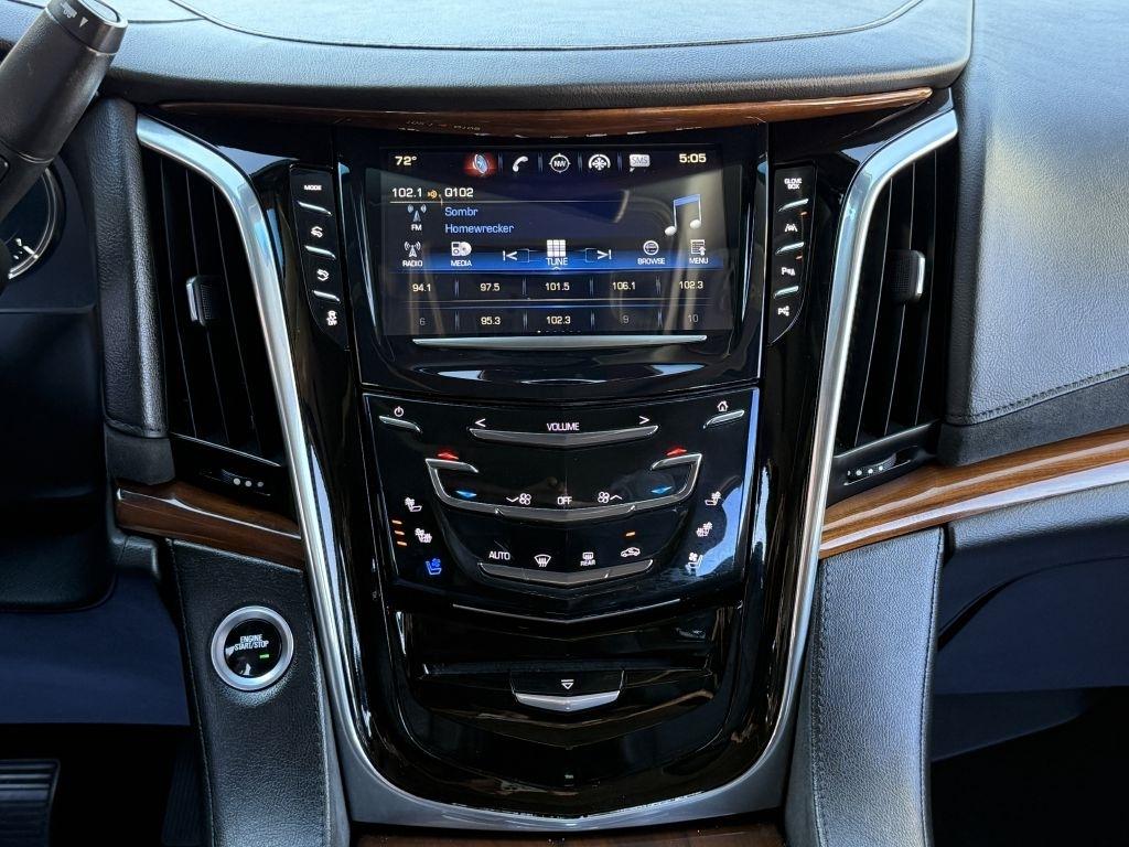 Cadillac Escalade  2017