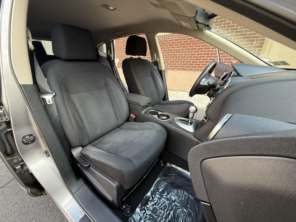 Nissan Rogue  2013