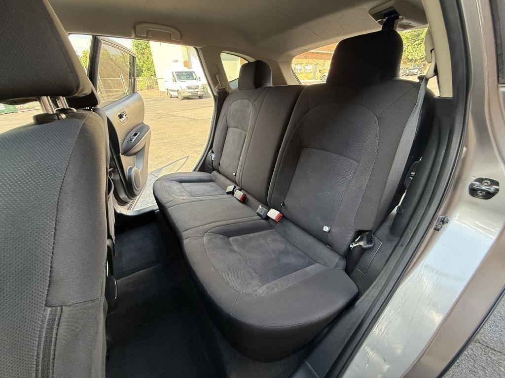 Nissan Rogue  2013