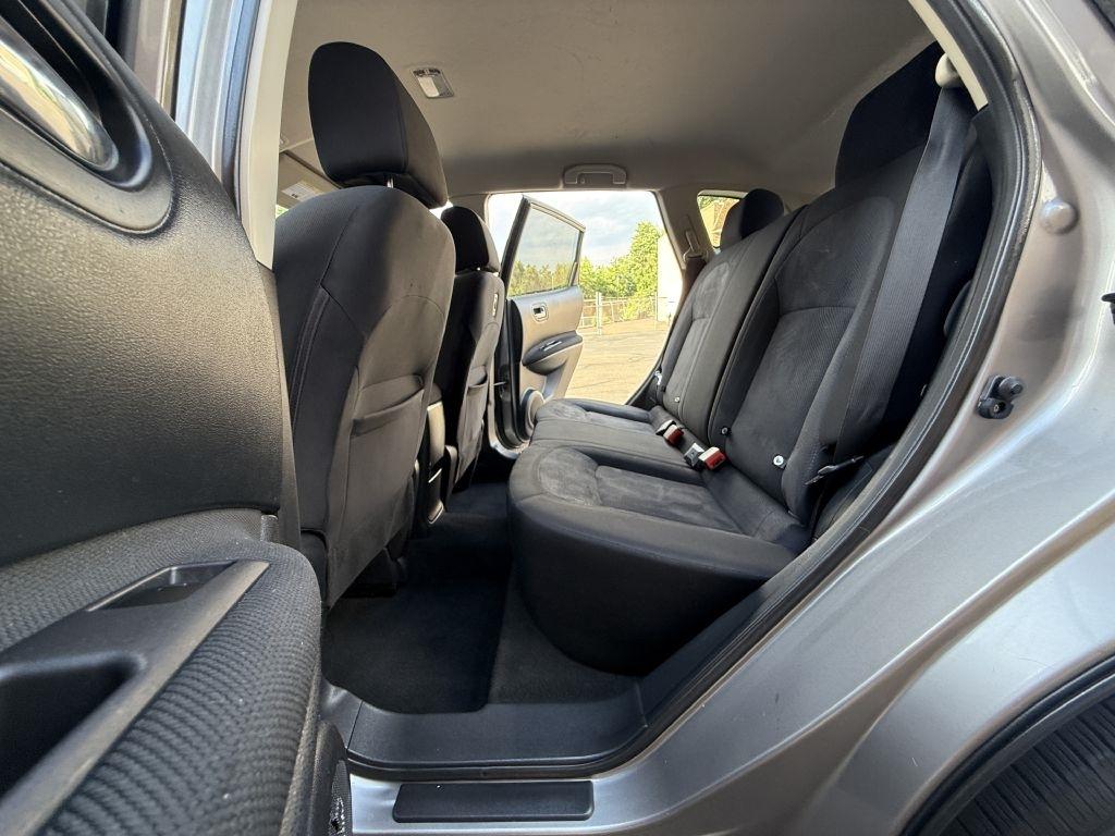 Nissan Rogue  2013