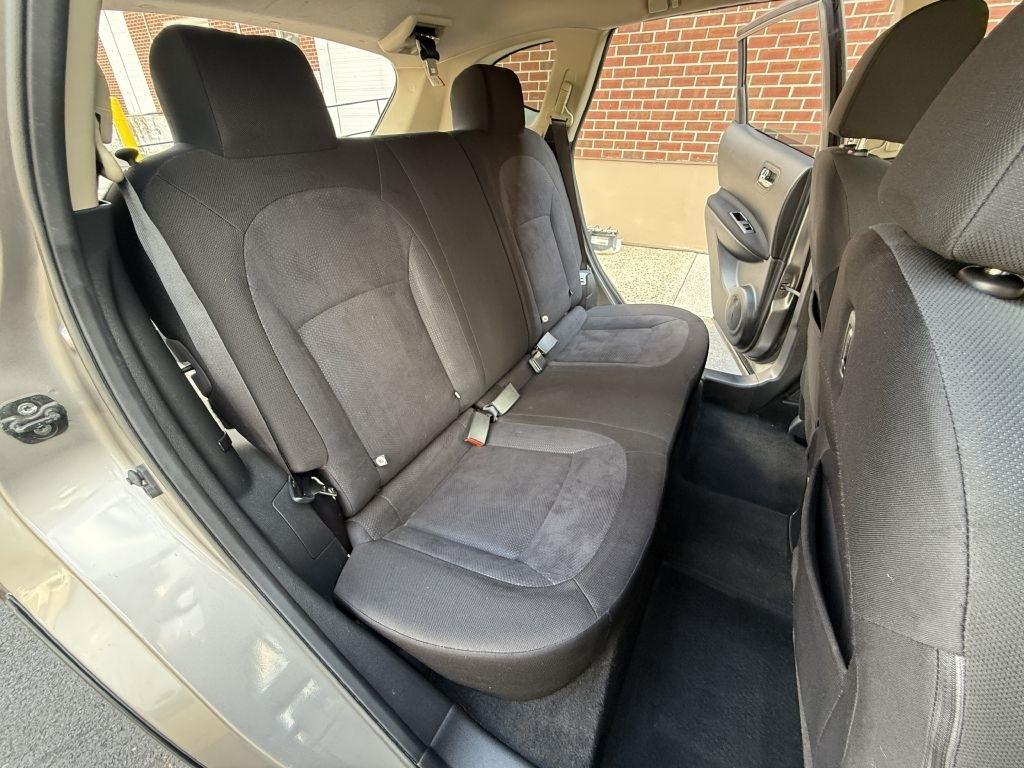 Nissan Rogue  2013