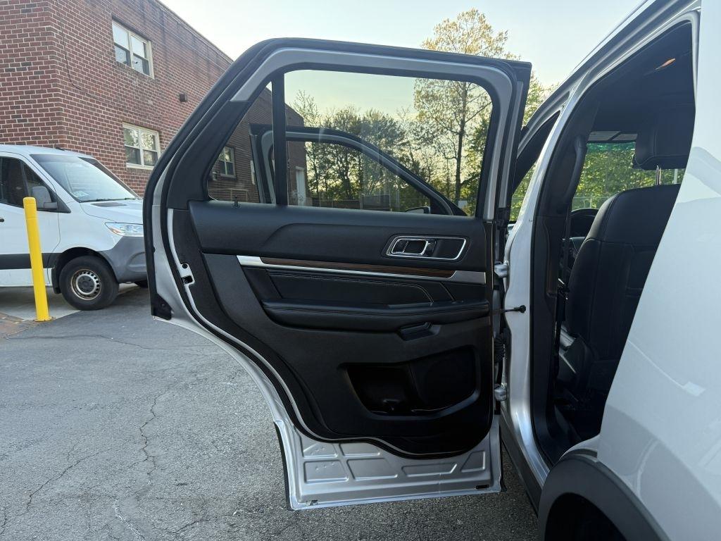 Ford Explorer  2017