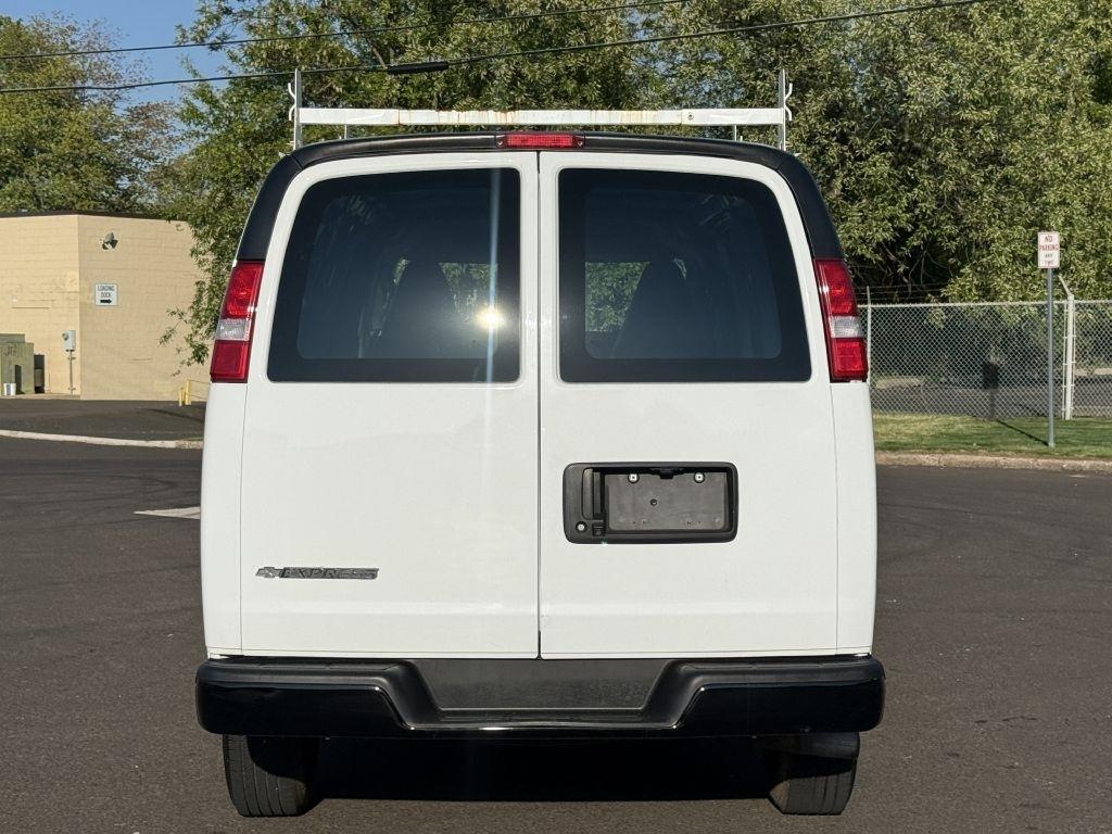 Chevrolet Express  2021