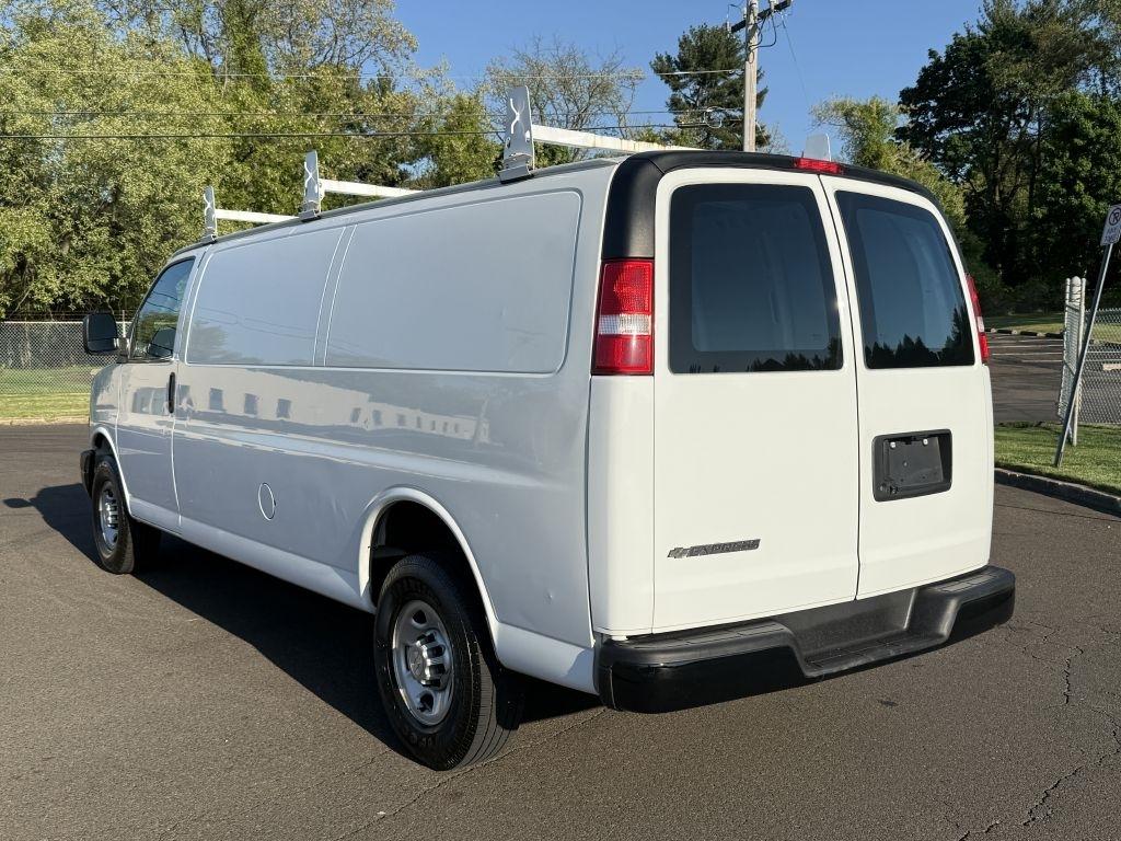 Chevrolet Express  2021