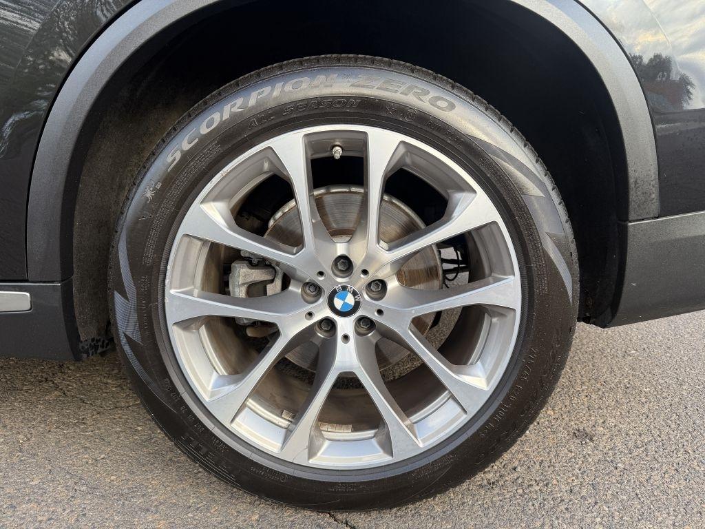 BMW X5  2019