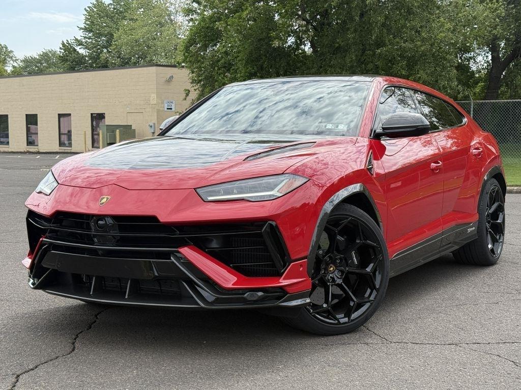 Lamborghini Urus  2024