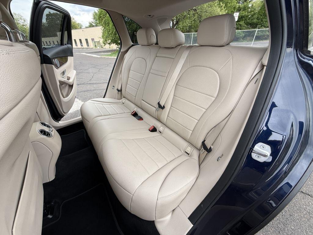 Mercedes-Benz GLC-Class  2018