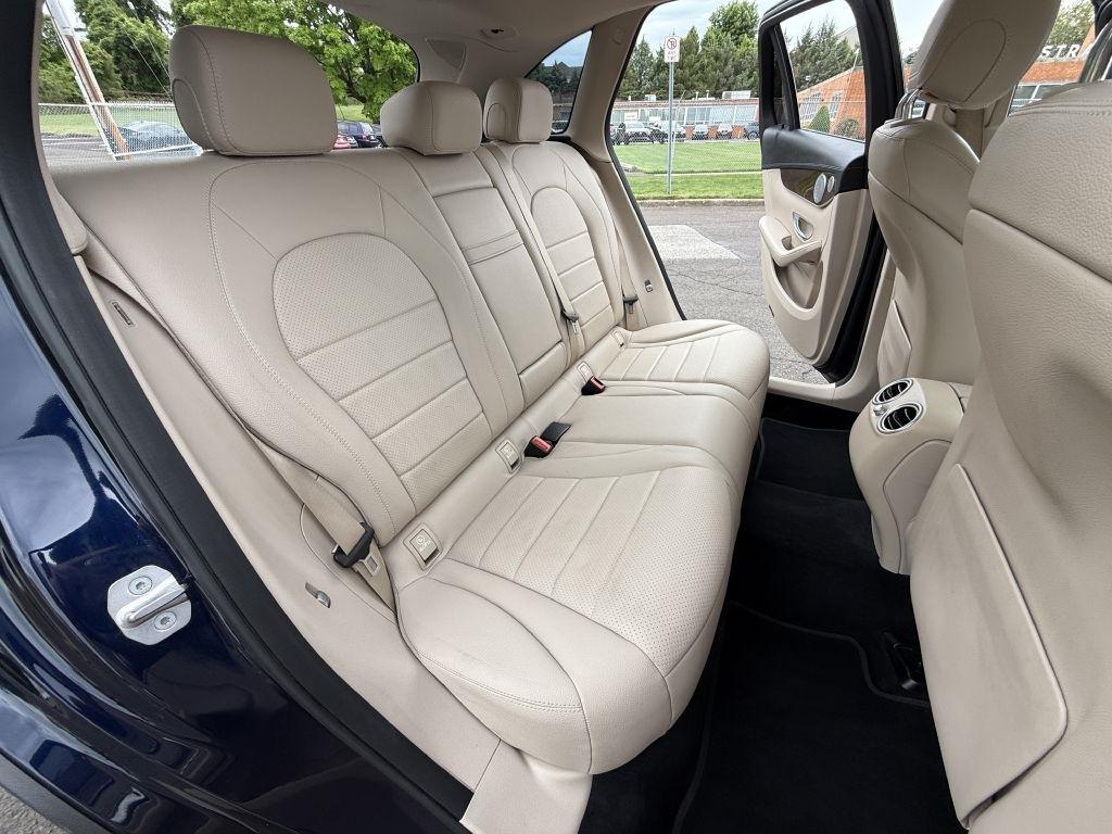 Mercedes-Benz GLC-Class  2018