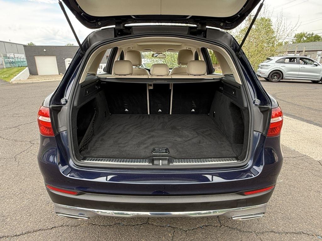 Mercedes-Benz GLC-Class  2018