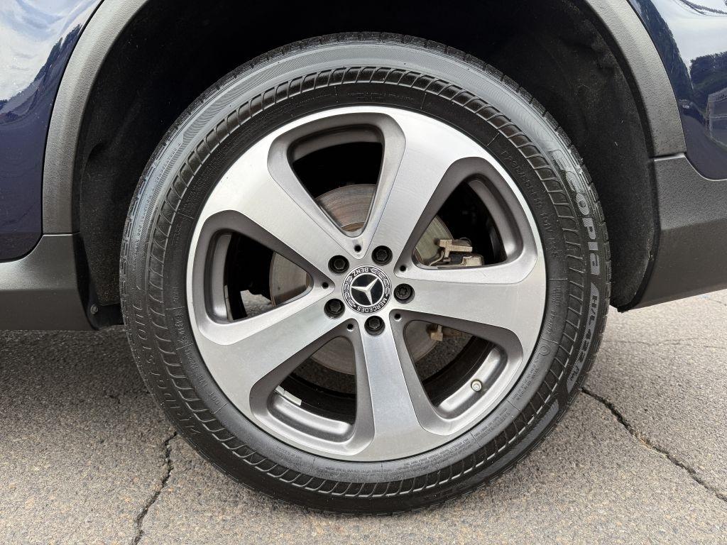Mercedes-Benz GLC-Class  2018